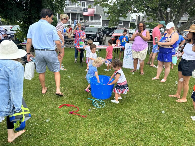 Independence Day Events: Children’s Games on the beach