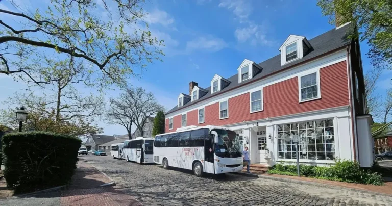 Public Historical Tour of Nantucket